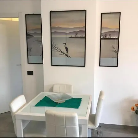 Apartment La Conchiglia A Marina Marina Di Carrara